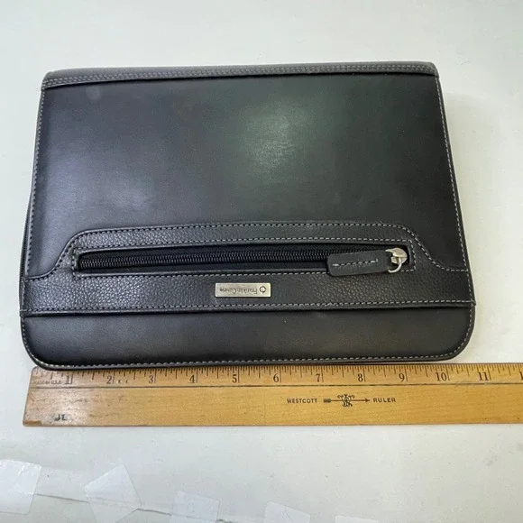 Franklin Covey  Zip Around Classic Planner  7 Ring  10.5" X 8" Black - Picture 12 of 14